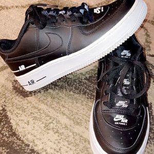 Black Nike Air Force 1s